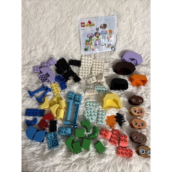 LEGO DUPLO Town 10423 Buildable People Big Emotions Set + Instructions NO BOX - Picture 1 of 8